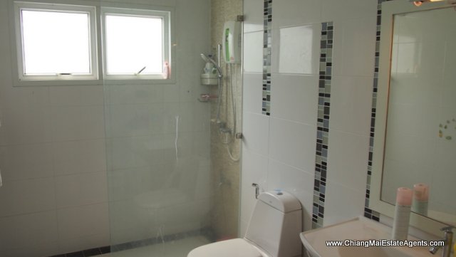 Custom 4 Bd, 3 Bth Home For Sale