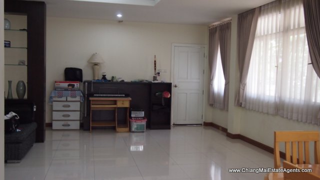 Custom 4 Bd, 3 Bth Home For Sale
