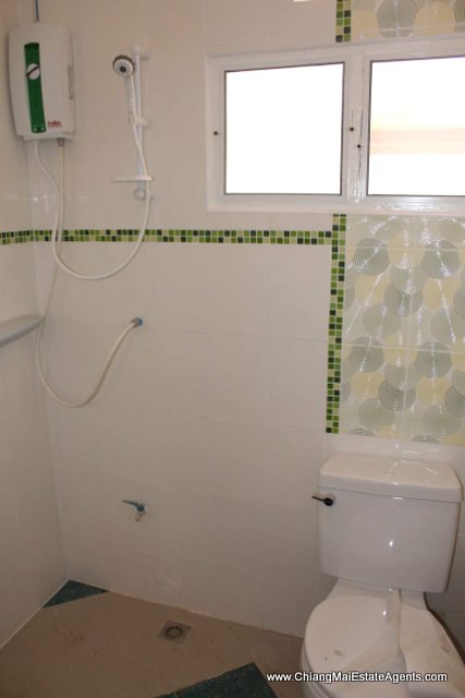 Amazing 4 Bedroom House With Swimming Pool
