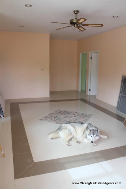 Amazing 4 Bedroom House With Swimming Pool
