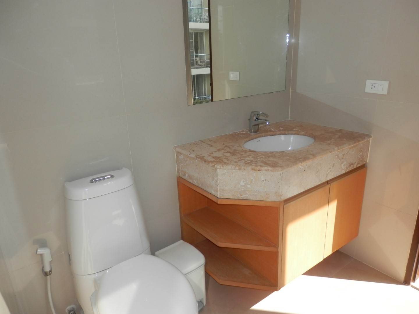 Lovely Condo For Sale In Twin Peaks
