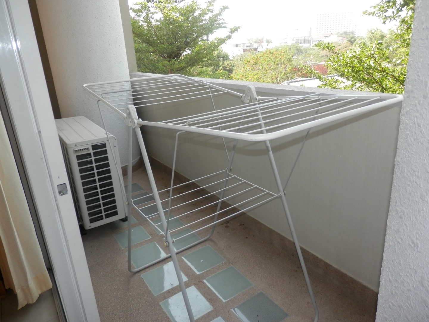 Lovely Condo For Sale In Twin Peaks