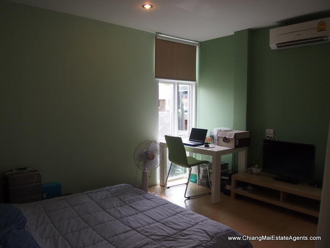 Modern 2 bed/1 bath Home For Sale