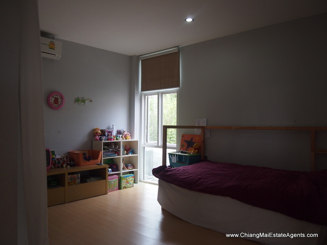 Modern 2 bed/1 bath Home For Sale
