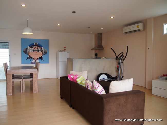 Modern 2 bed/1 bath Home For Sale