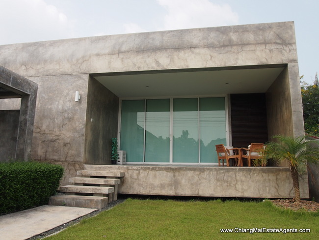 Modern 2 bed/1 bath Home For Sale