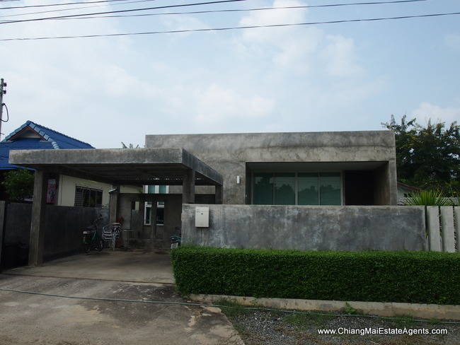Modern 2 bed/1 bath Home For Sale