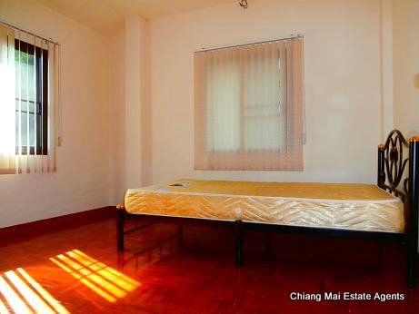 Modern Style 3 Bedroom House For Rent In San Sai