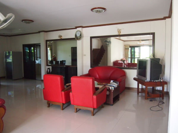 4 Bedroom Home in Garden Land
