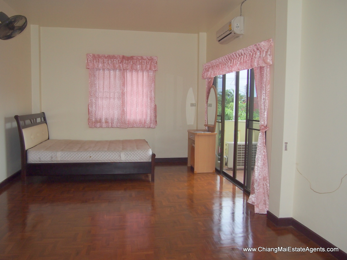 4 bedroom house for rent