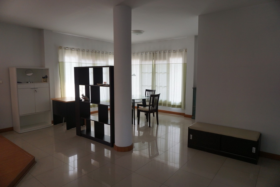 House for Rent in Home In Park