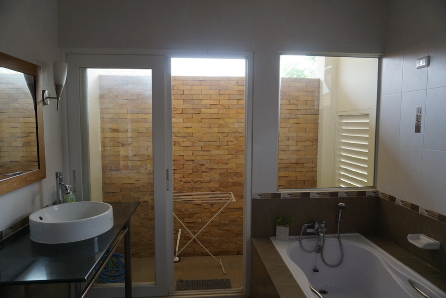 House for Rent in Home In Park