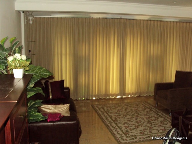 Exquisite 3 Level Condo For Rent with Spectacular Views