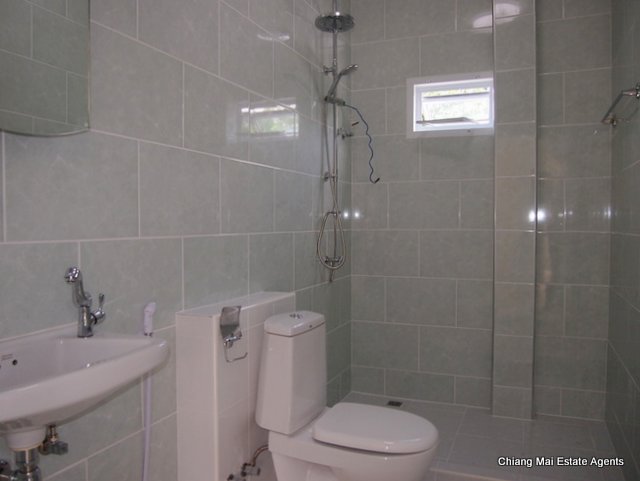 2 Bedroom Bungalow for Rent