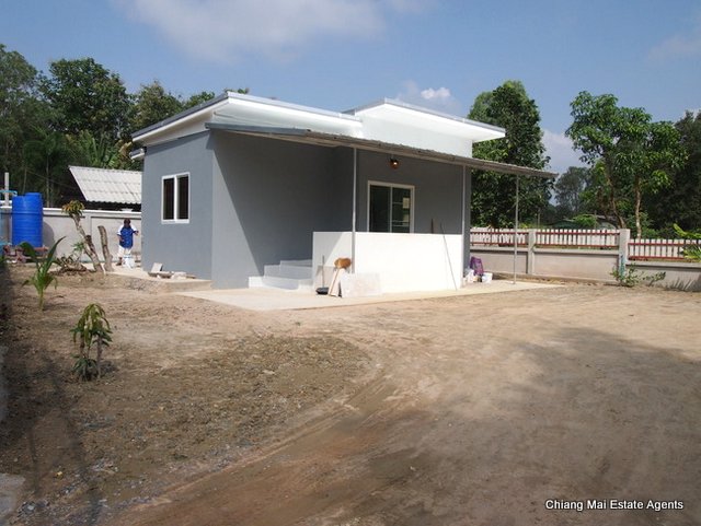 2 Bedroom Bungalow for Rent
