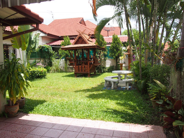 Lots of Living Space in Pimook