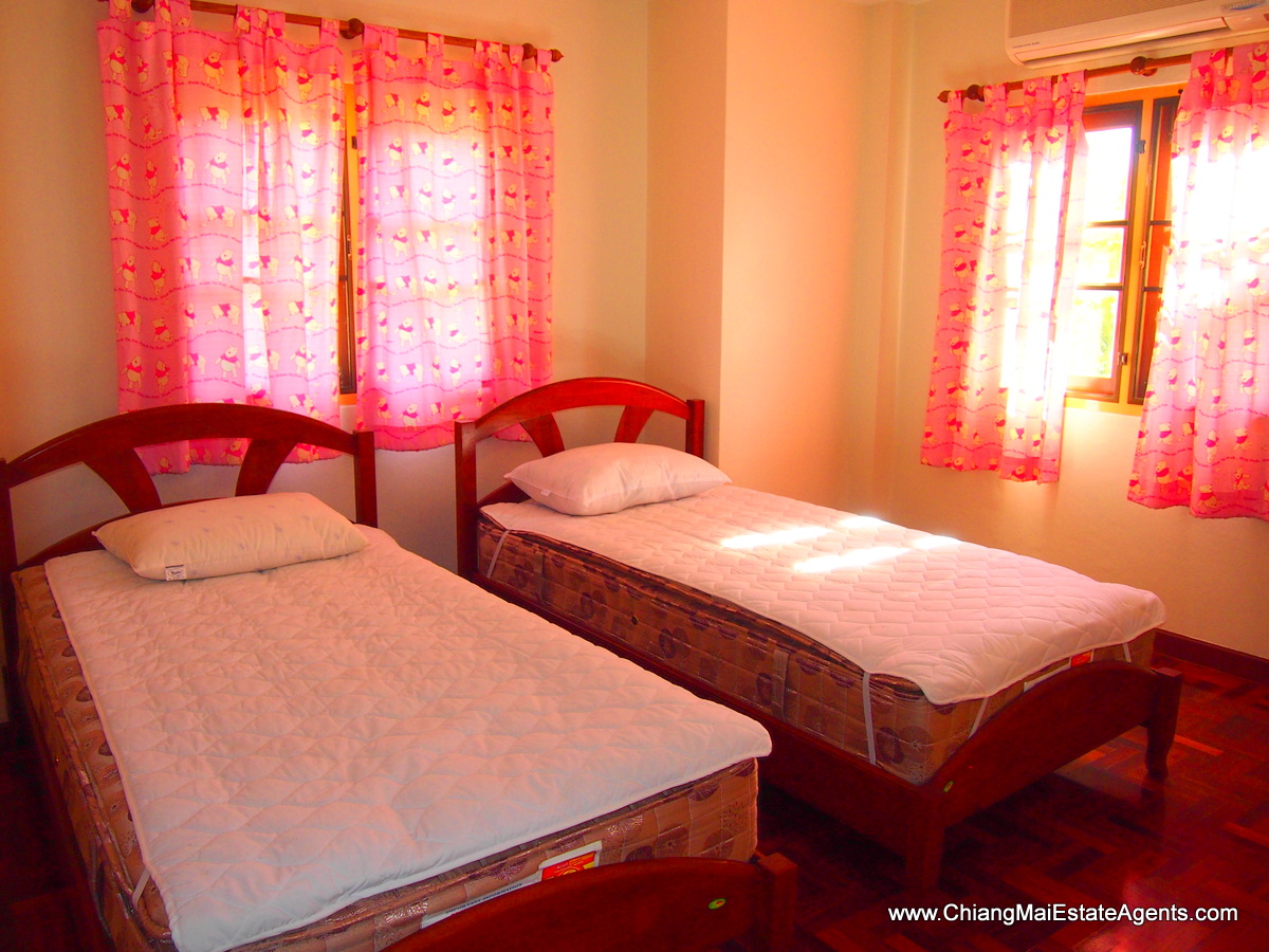 5 Bedroom Home in Hang Dong