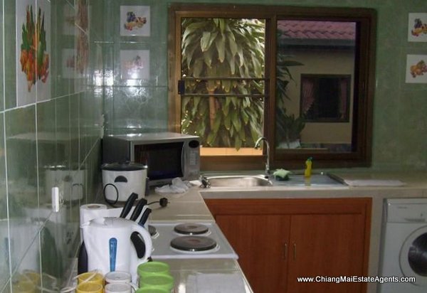 4 Bd, Home, 2 Bd. Bungalow and 4 Guest Bungalows in San Pa Tong