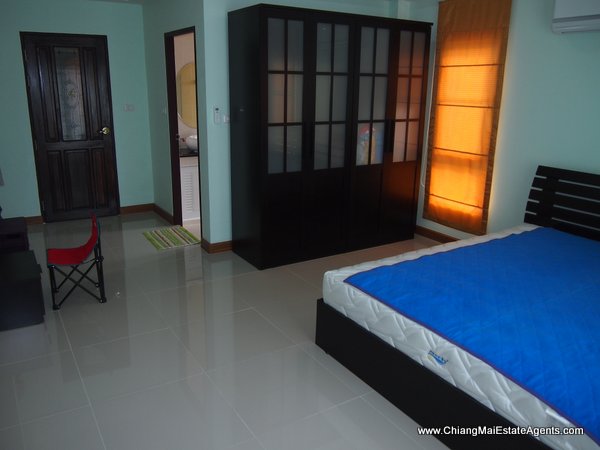 New Contemporary Style Home in Saraphi