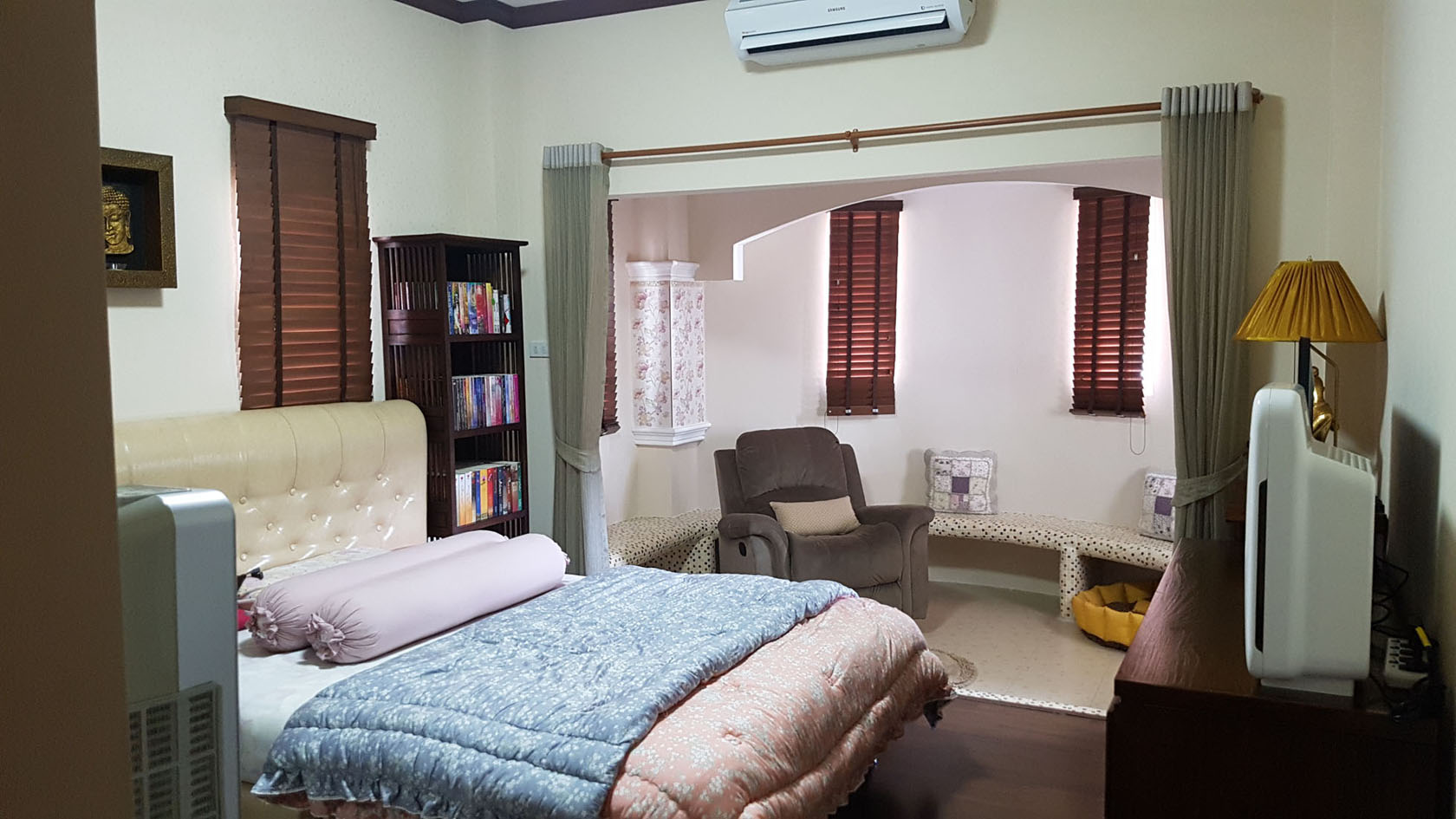 House For Sale In Sriwarai 4
