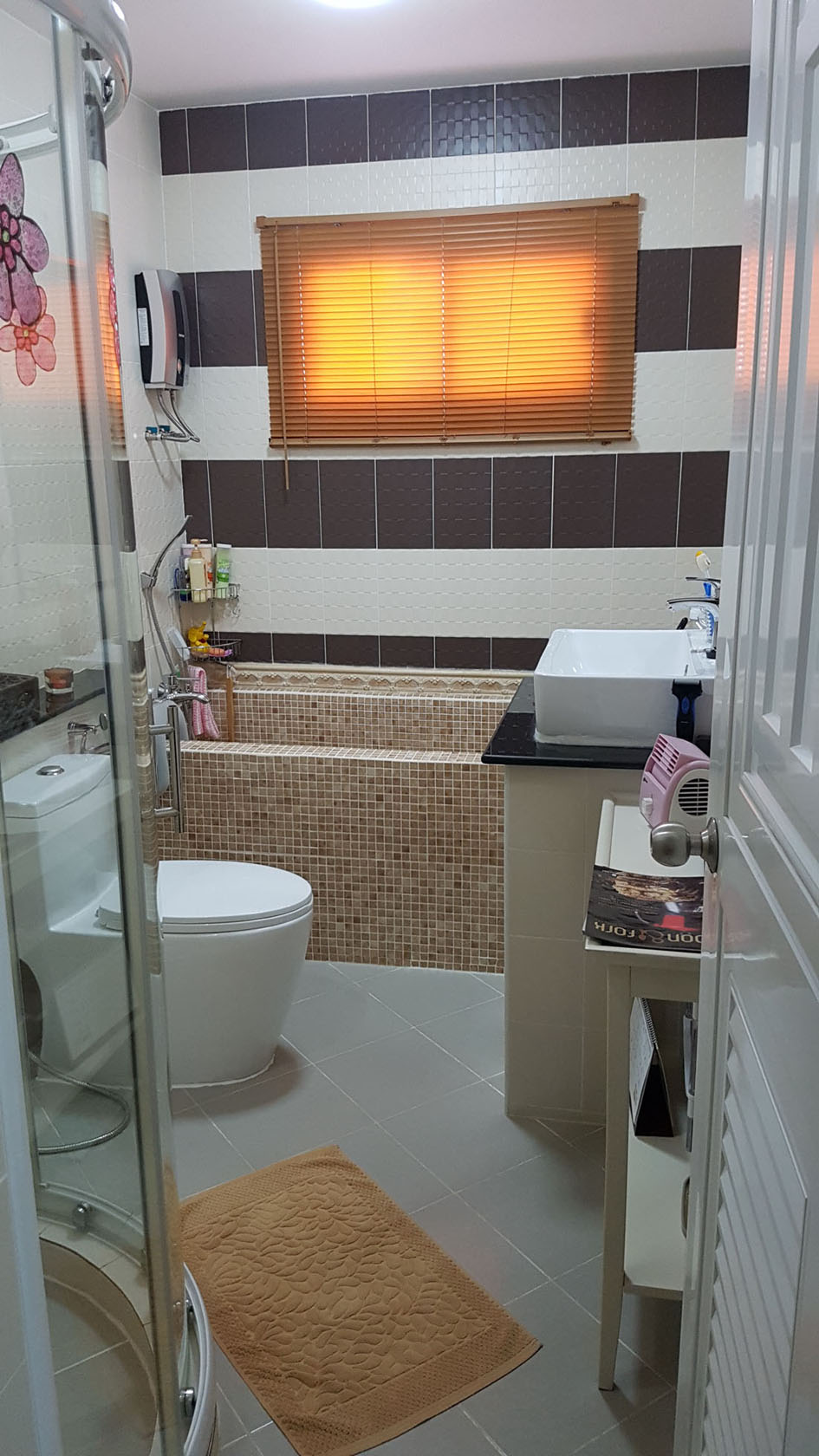 House For Sale In  Sriwarai 4