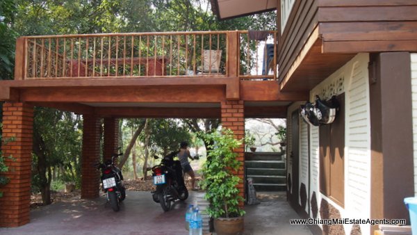 Land and Houses for Sale in Ban Pong