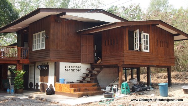 Land and Houses for Sale in Ban Pong