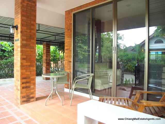 Beautiful 2 bedroom bungalow for rent in Moo Baan Wang Tan