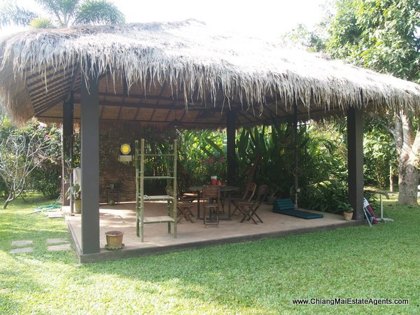 Fantastic Resort Style Home For Rent