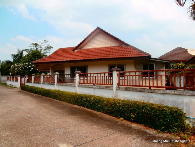 Bungalow for rent in San Sai
