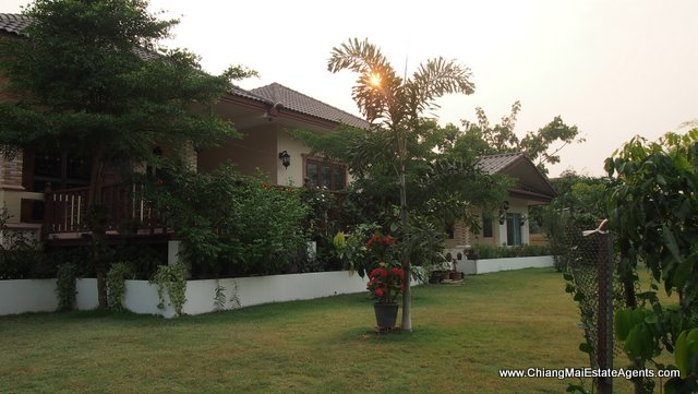3 Custom Bungalow Houses For Rent