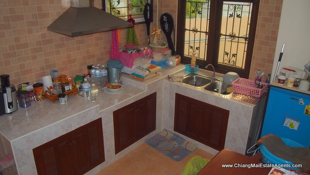 3 Custom Bungalow Houses For Rent
