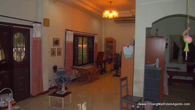 3 Custom Bungalow Houses For Rent