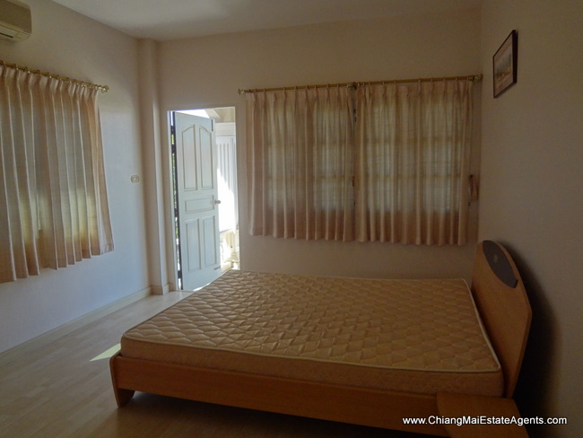 House for rent in Mae Jo