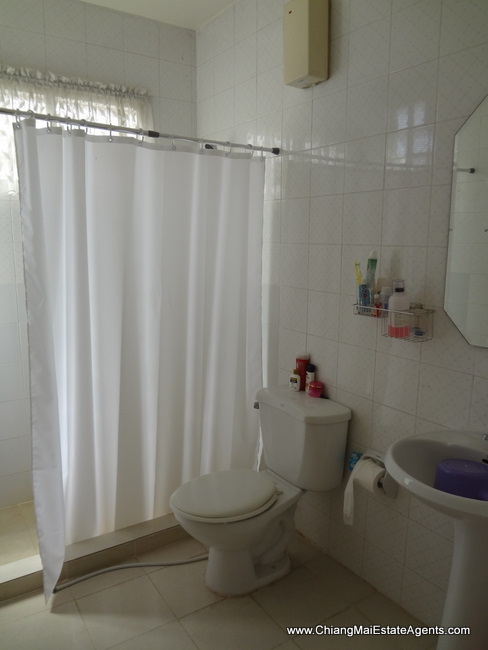 House for rent in Mae Jo