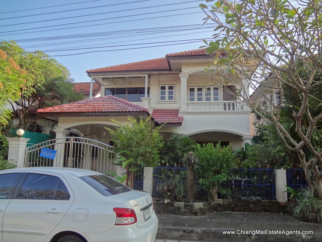 House for rent in Mae Jo