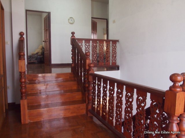 Large 3 Bed/ 3 Bath Home with Large Garden for Rent