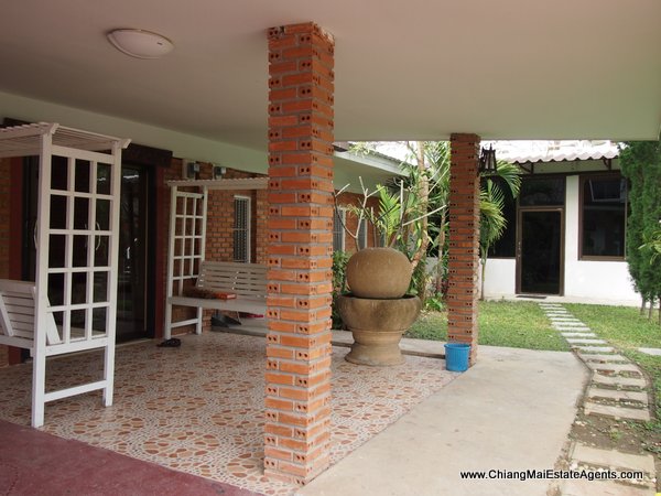 2 Houses For Rent and Sale in Moo Baan Nai Fun