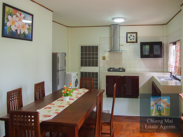 Bungalow in Moo Baan Wangtan for Rent