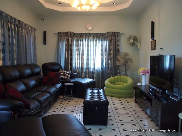 House for Rent with Pool in Doi Saket