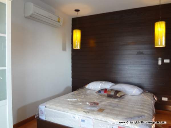 Home with External Office for Rent