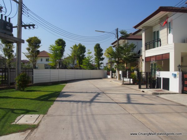 House for Sale and Rent in Urbana