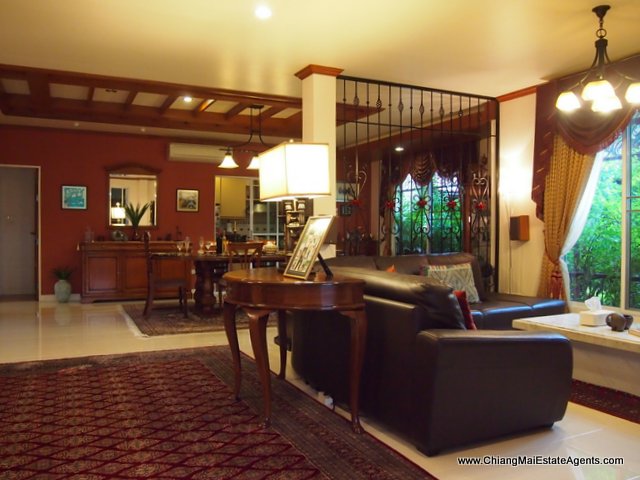 Unique Family Home for Sale in Lanna Thara