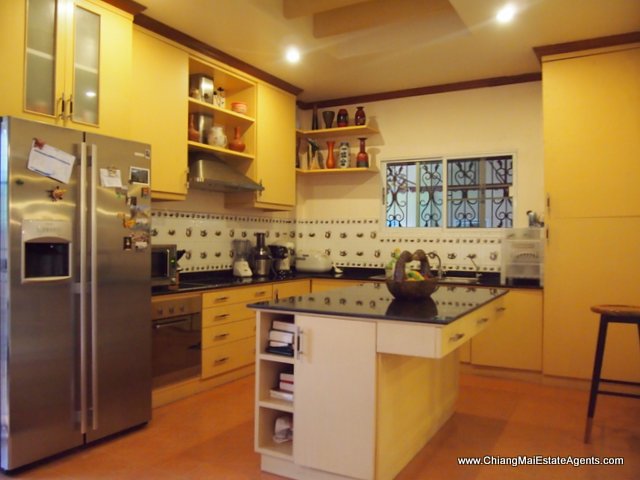 Unique Family Home for Sale in Lanna Thara