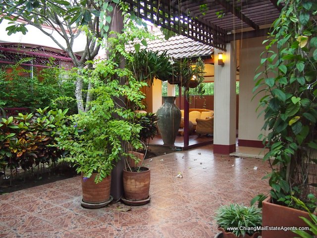 Unique Family Home for Sale in Lanna Thara