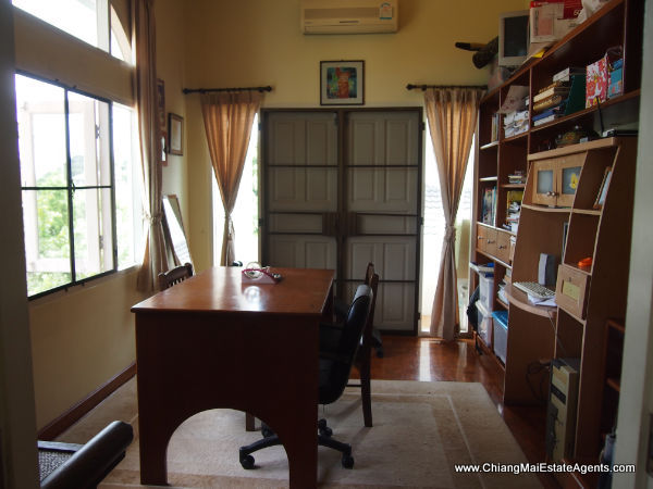 Stunning 4 Bedroom House on Large Plot