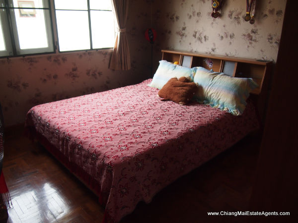 Stunning 4 Bedroom House on Large Plot