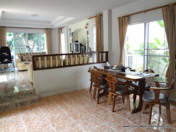 3 Bedroom Home in Koolpunt Ville 9