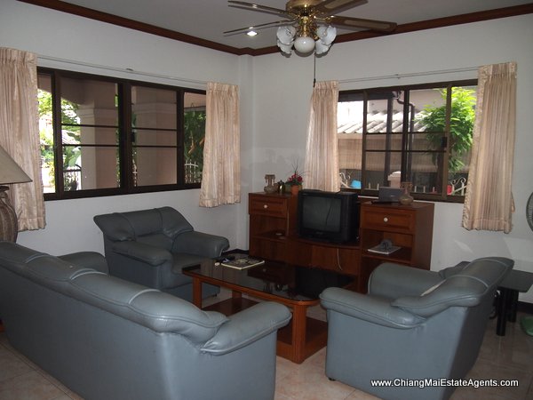 3 Bedroom Home for Rent Close to the City