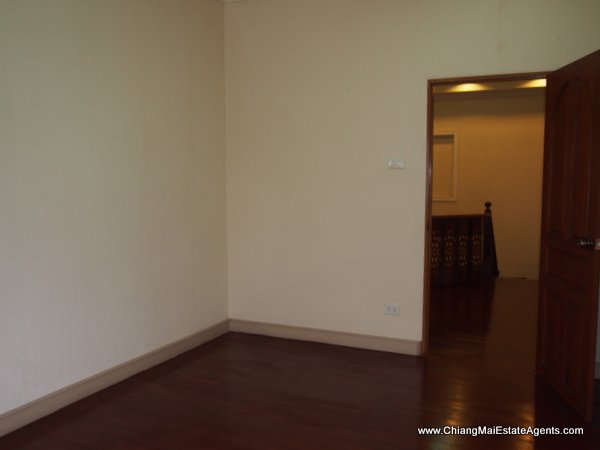 6 Bedroom Home for Rent and Sale in Koolpunt 5